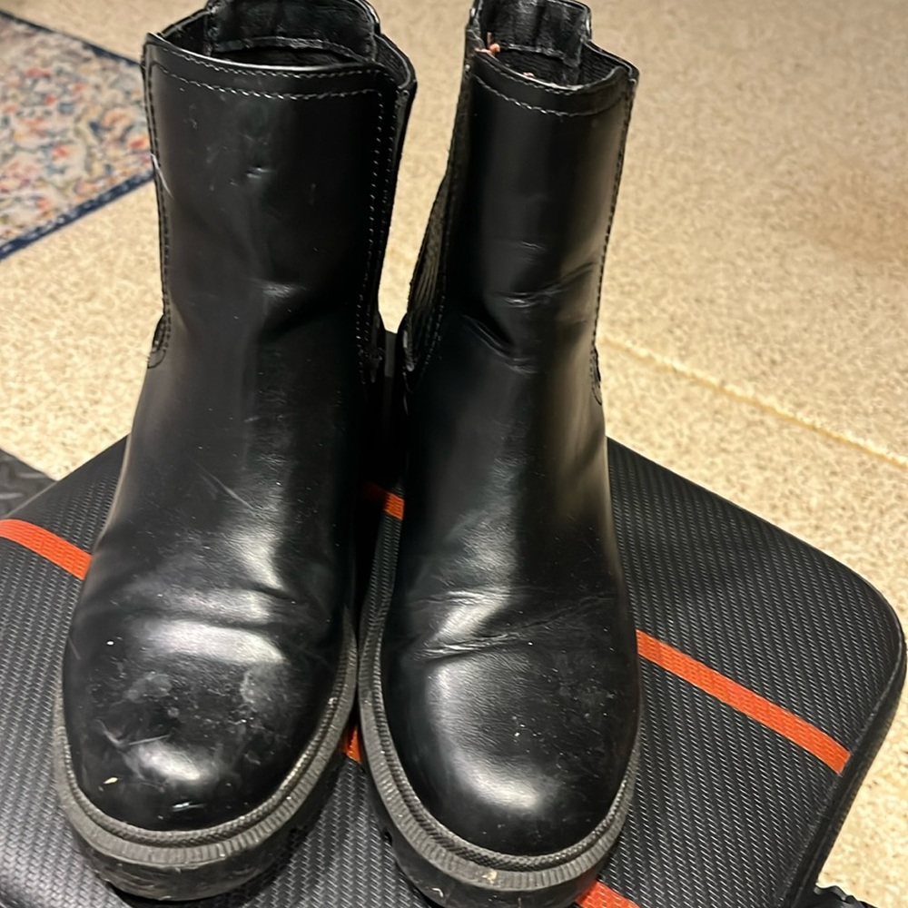 Black boots